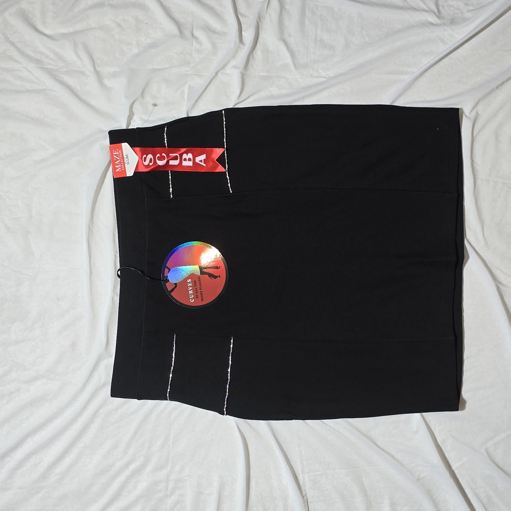 Black Mini Pencil Skirt for Night Out